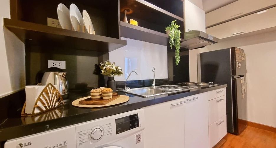Condo en alquiler de 2 habitaciones en Watthana, Bangkok