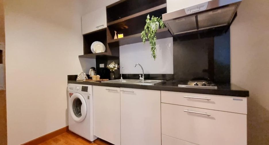 Condo en alquiler de 2 habitaciones en Watthana, Bangkok