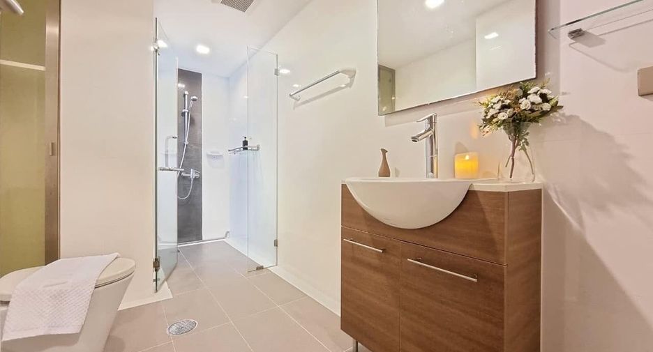 Condo en alquiler de 2 habitaciones en Watthana, Bangkok