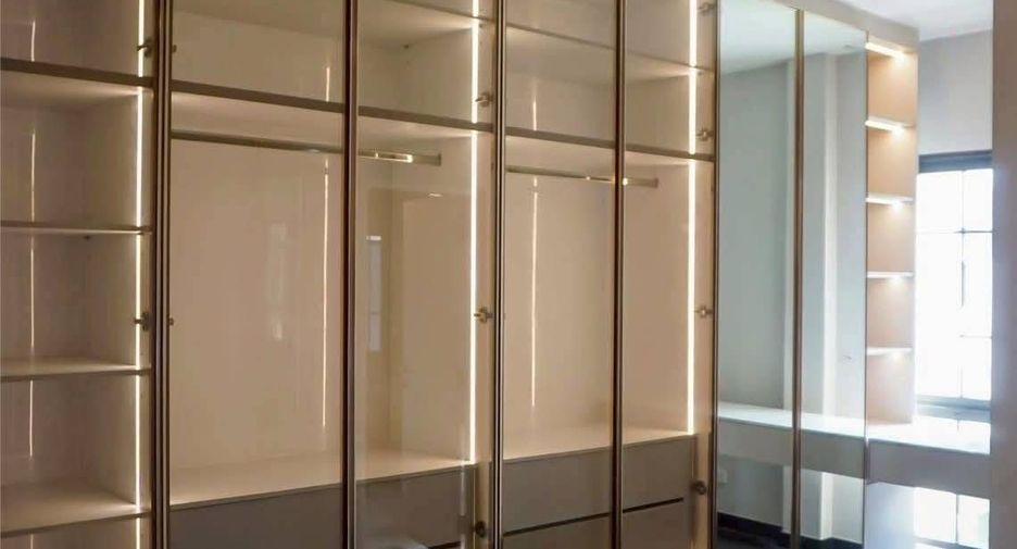 For rent 5 bedrooms apartment in Bang Phli, Samut Prakan