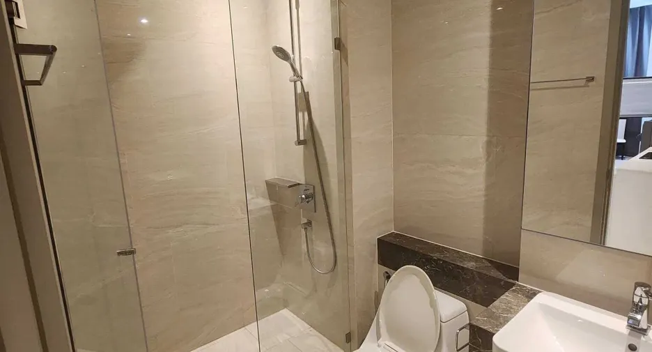 Wohnung zur Miete mit 2 Zimmer in Bang Rak, Bangkok