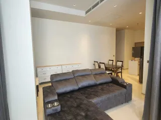 À louer 2 chambres condo à Bang Rak, Bangkok