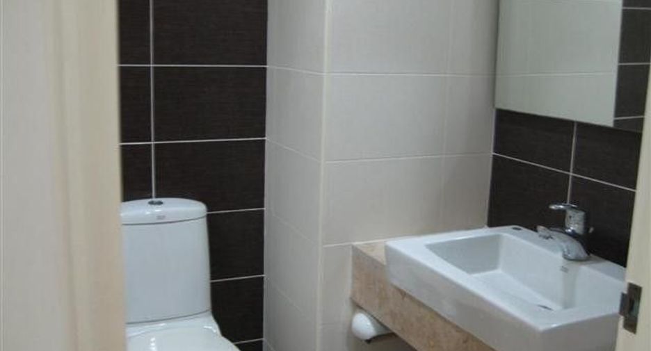 Wohnung zur Miete mit 1 Zimmer in Khlong Toei, Bangkok