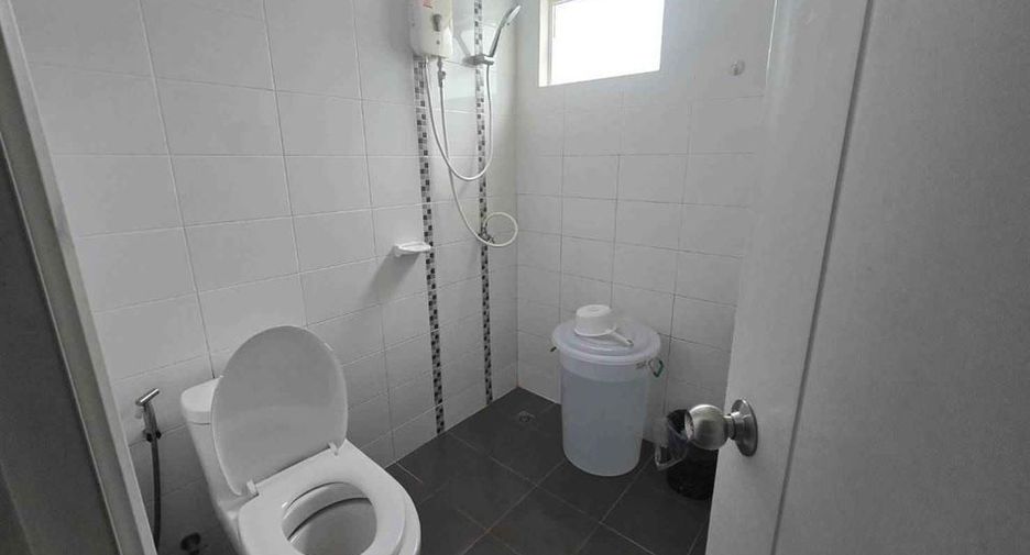 For rent 3 bedrooms townhouse in Thalang, Phuket