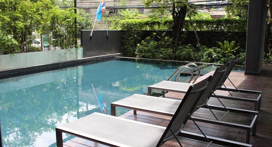 For rent 1 bed condo in Watthana, Bangkok