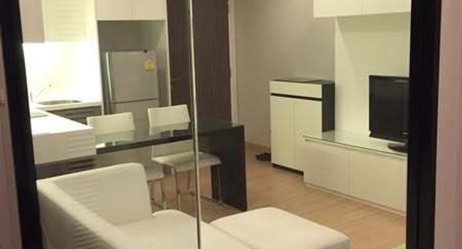 For rent 1 bed condo in Khlong San, Bangkok