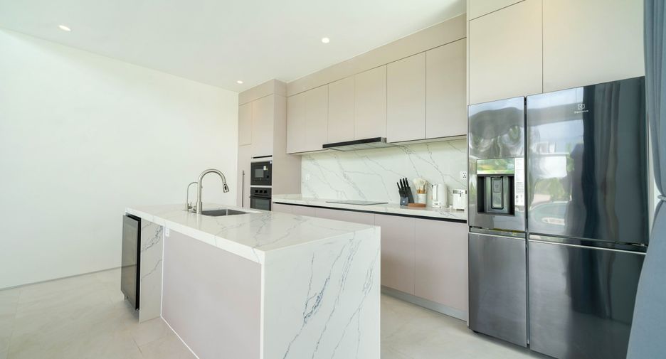 For sale 3 bedrooms villa in Thalang, Phuket