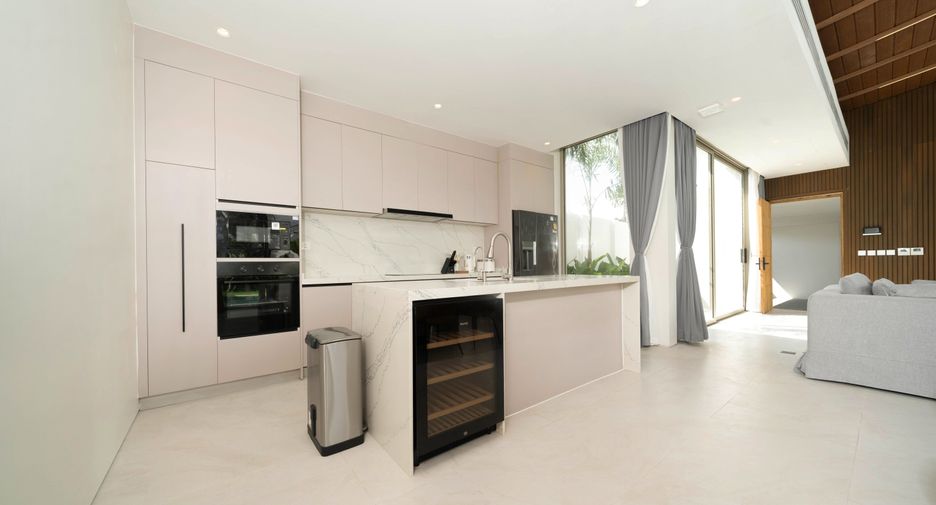For sale 3 bedrooms villa in Thalang, Phuket