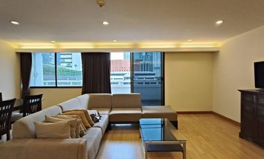 For rent 2 bedrooms apartment in Pathum Wan, Bangkok