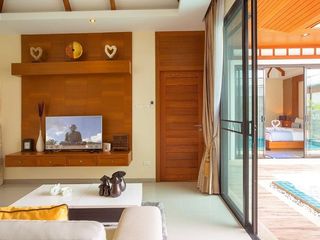 Villa en alquiler de 2 habitaciones en Mueang Phuket, Phuket