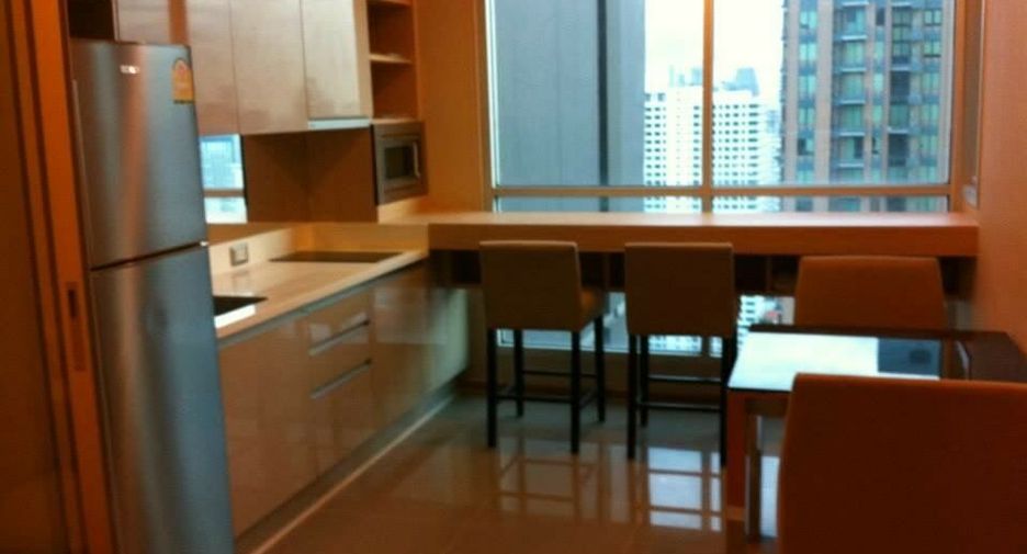 For rent 1 bed condo in Watthana, Bangkok
