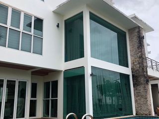 À vendre 4 chambres villa à Mueang Phuket, Phuket