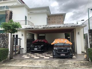 À vendre 4 chambres villa à Mueang Phuket, Phuket