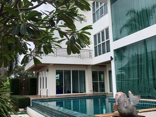 À vendre 4 chambres villa à Mueang Phuket, Phuket
