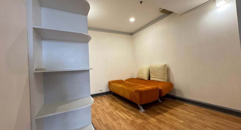 Wohnung zur Miete mit 3 Zimmer in Khlong Toei, Bangkok