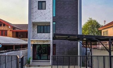 For rent 3 bedrooms house in Bueng Kum, Bangkok