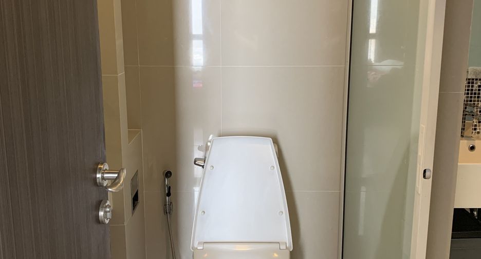 Wohnung zum Kauf mit 2 Zimmer in Khlong Toei, Bangkok