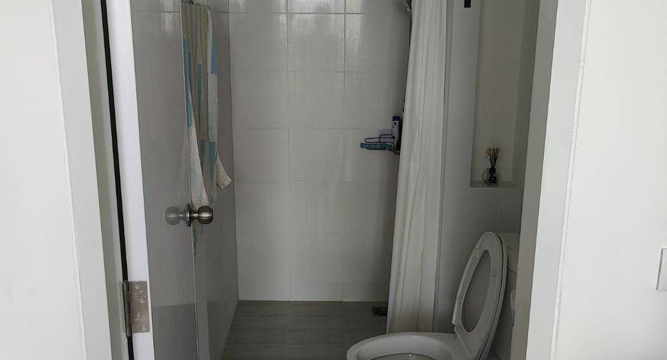 For sale studio condo in Bang Sao Thong, Samut Prakan