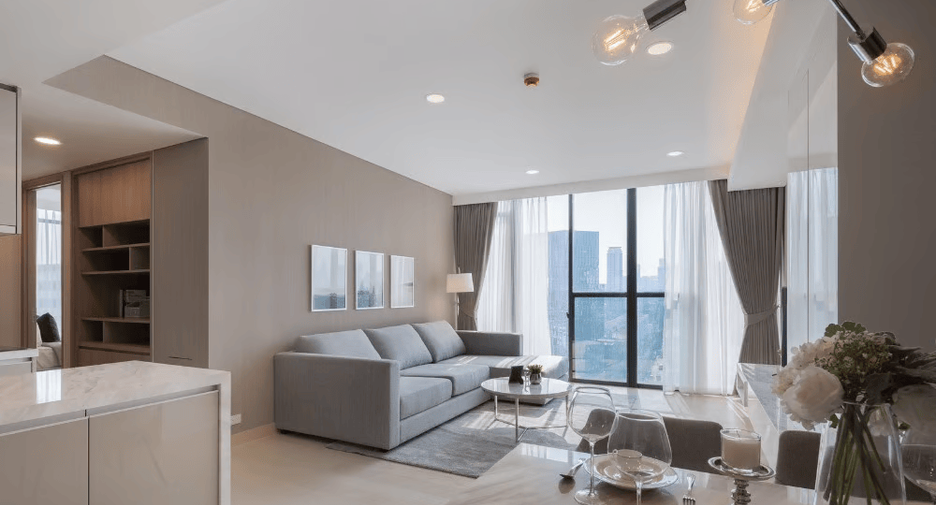 For rent 2 bedrooms condo in Khlong Toei, Bangkok