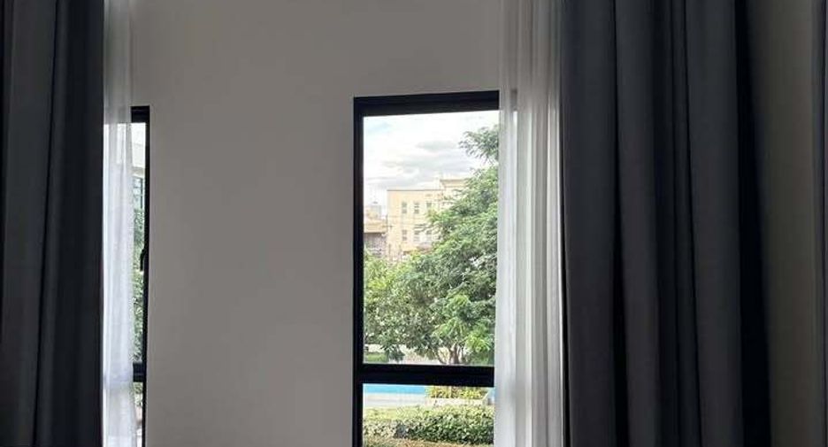 Casa adosada en venta de 3 habitaciones en Yan Nawa, Bangkok