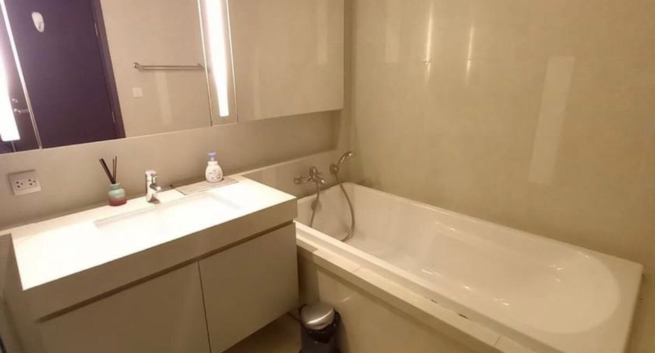 Condo en alquiler de 1 habitaciones en Bang Na, Bangkok