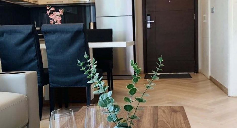 Condo en alquiler de 1 habitaciones en Bang Na, Bangkok