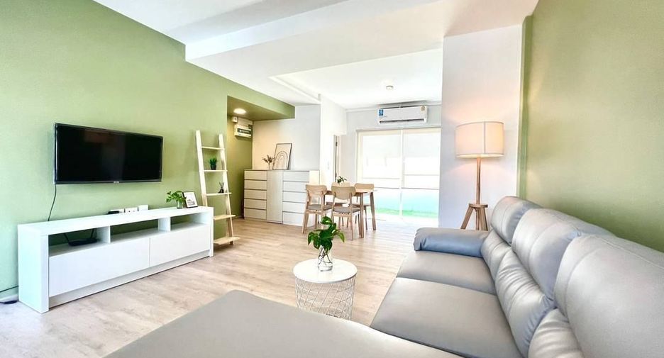 For rent 2 bedrooms townhouse in Prawet, Bangkok