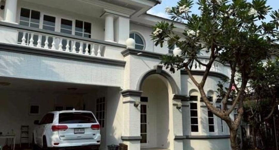 For sale 4 ベッドルーム house in Bang Khen, Bangkok