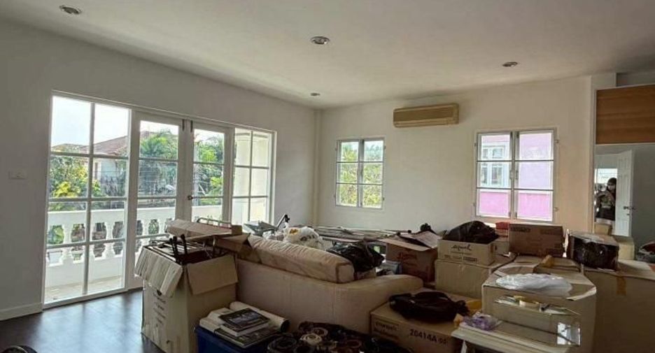 For sale 4 ベッドルーム house in Bang Khen, Bangkok