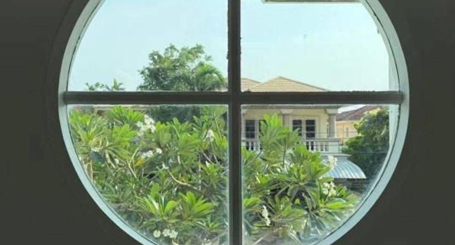 For sale 4 ベッドルーム house in Bang Khen, Bangkok