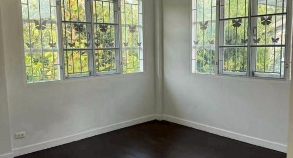 For sale 4 ベッドルーム house in Bang Khen, Bangkok