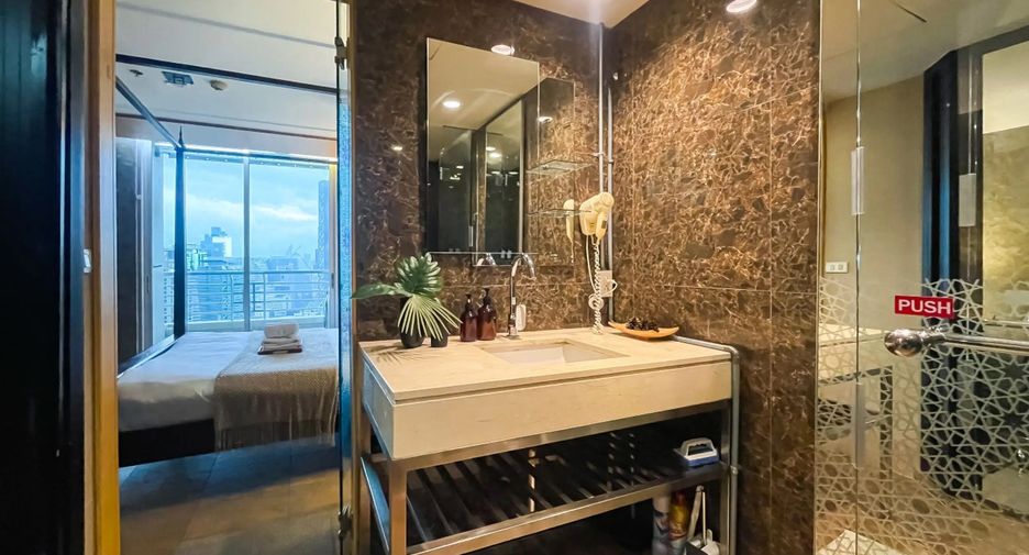 For rent 2 bedrooms condo in Sathon, Bangkok