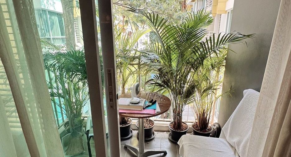 Wohnung zur Miete mit 2 Zimmer in Khlong Toei, Bangkok