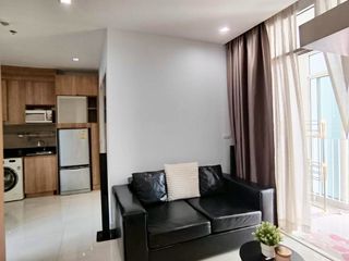 For rent 2 bedrooms condo in Ratchathewi, Bangkok