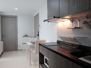 Condo en venta de 2 habitaciones en Phaya Thai, Bangkok