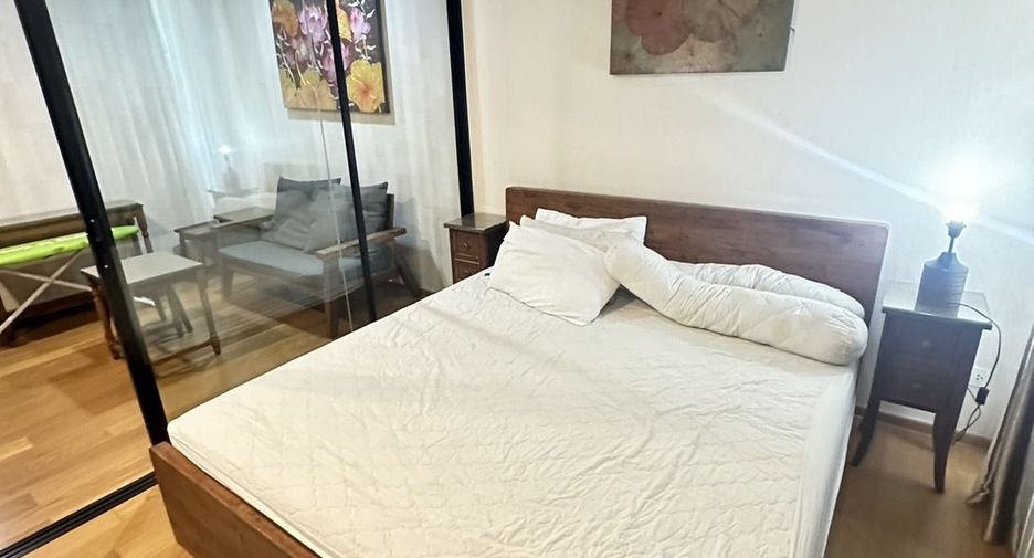 For rent 1 bed condo in Sathon, Bangkok