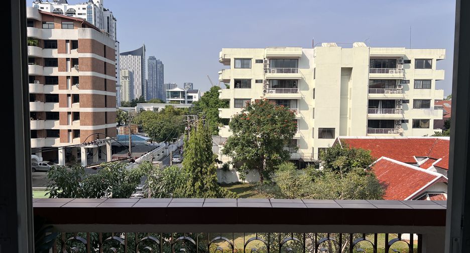 Apartamento en alquiler de 1 habitaciones en Watthana, Bangkok