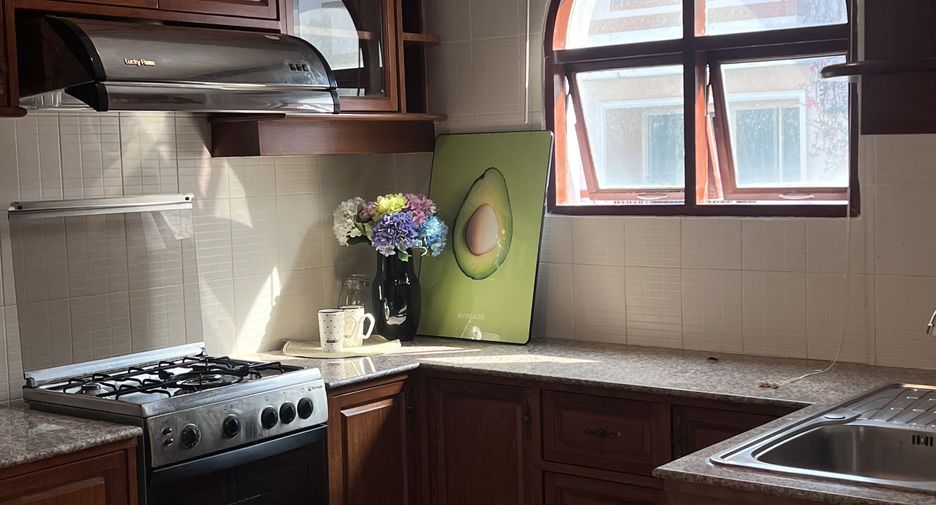 Apartamento en alquiler de 1 habitaciones en Watthana, Bangkok