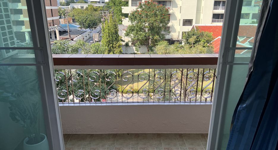 Apartamento en alquiler de 1 habitaciones en Watthana, Bangkok