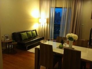 Condo en alquiler de 2 habitaciones en Khlong Toei, Bangkok