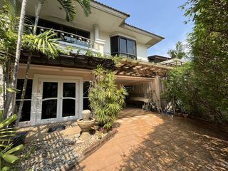 For sale 3 bedrooms house in Phasi Charoen, Bangkok