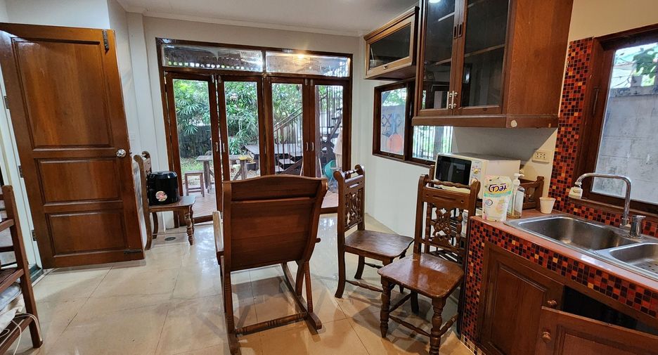 Casa en venta de 3 habitaciones en Phasi Charoen, Bangkok