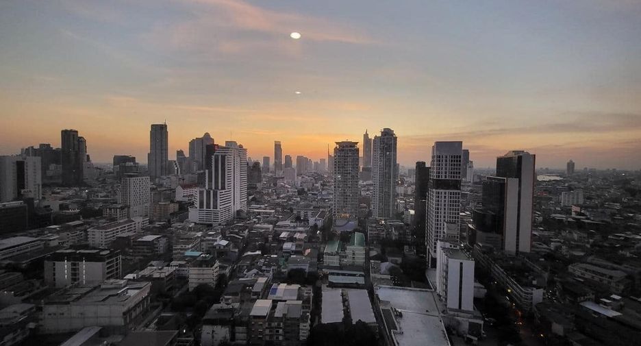 For rent studio condo in Bang Rak, Bangkok