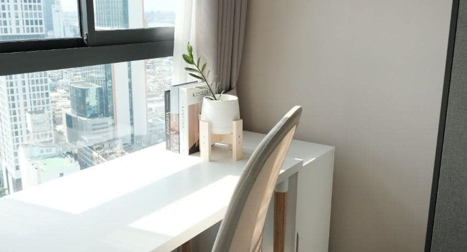 For rent studio condo in Bang Rak, Bangkok