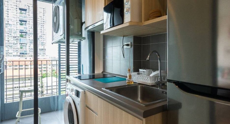 Wohnung zur Miete mit Studio in Bang Na, Bangkok