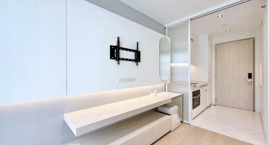 For rent studio condo in Watthana, Bangkok