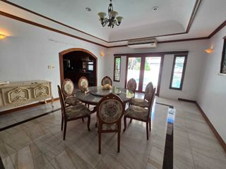 For rent 8 bedrooms house in Mueang Phuket, Phuket