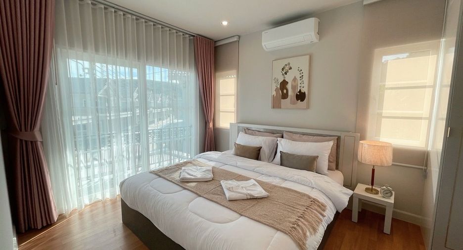 For sale 4 bedrooms house in Thalang, Phuket