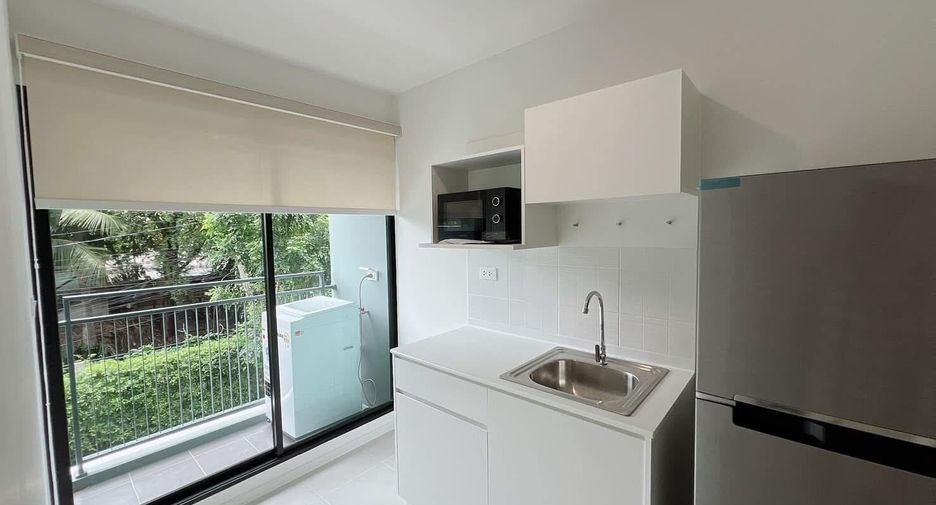 À louer studio condo à Suan Luang, Bangkok