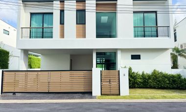 For rent 4 ベッドルーム villa in Mueang Phuket, Phuket